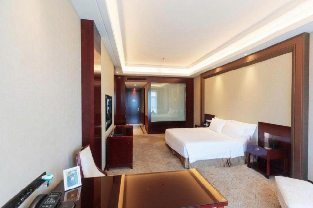 Linyi Blue Horizon International Hotel Yi He Esterno foto