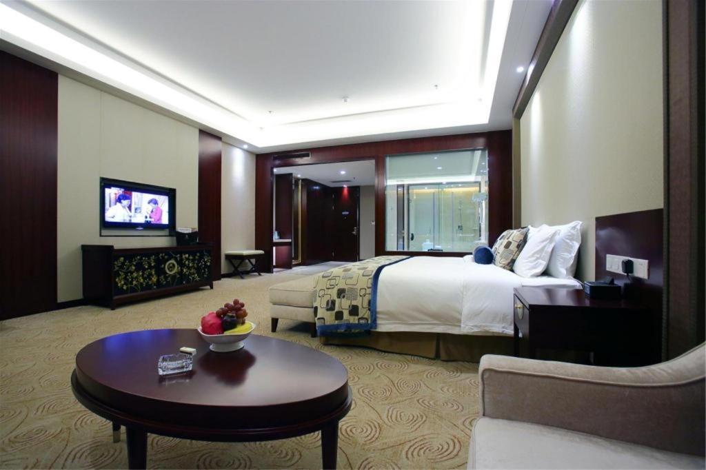 Linyi Blue Horizon International Hotel Yi He Esterno foto