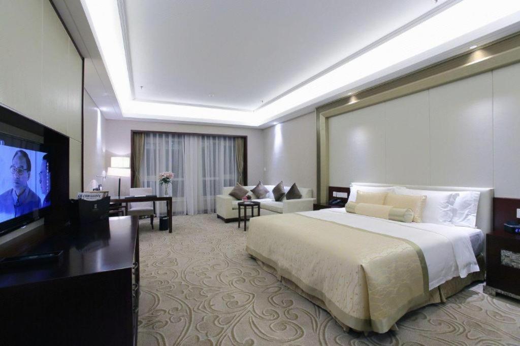 Linyi Blue Horizon International Hotel Yi He Esterno foto