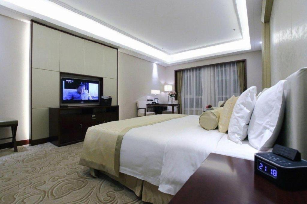 Linyi Blue Horizon International Hotel Yi He Esterno foto