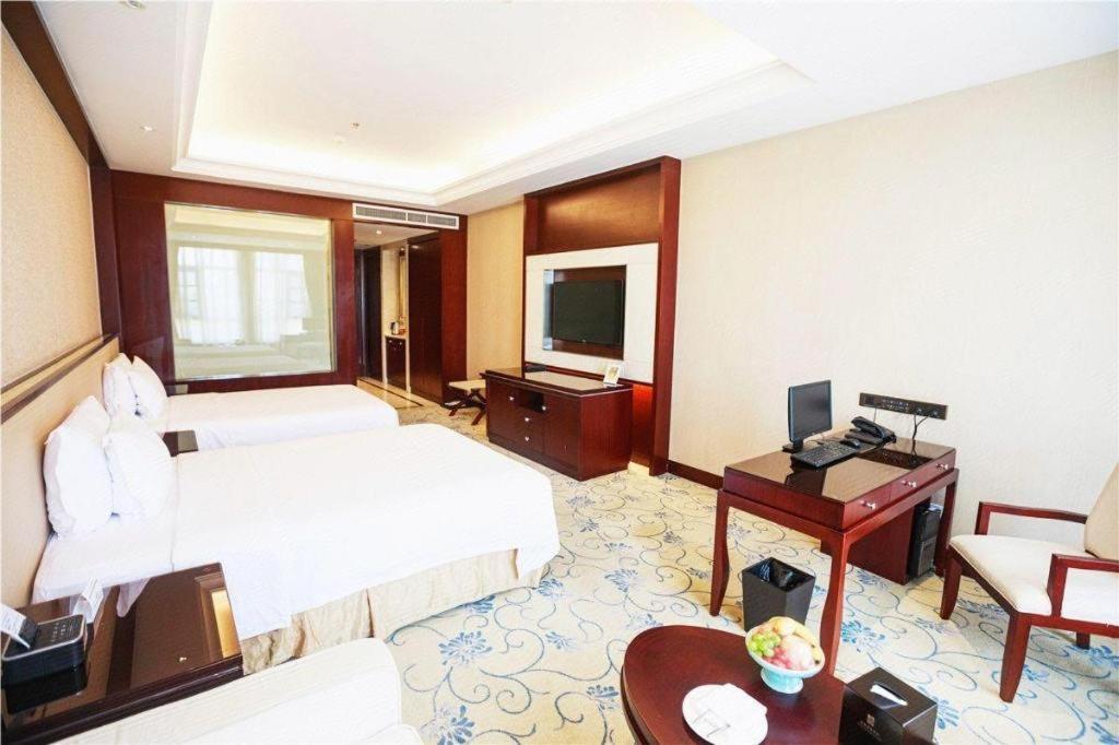 Linyi Blue Horizon International Hotel Yi He Esterno foto