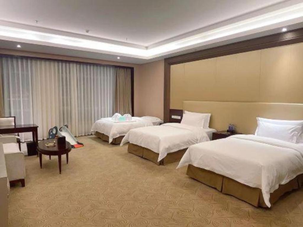 Linyi Blue Horizon International Hotel Yi He Esterno foto