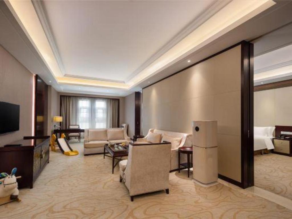 Linyi Blue Horizon International Hotel Yi He Esterno foto