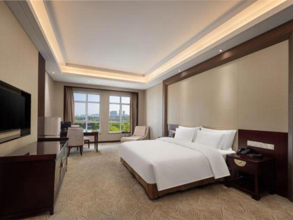 Linyi Blue Horizon International Hotel Yi He Esterno foto