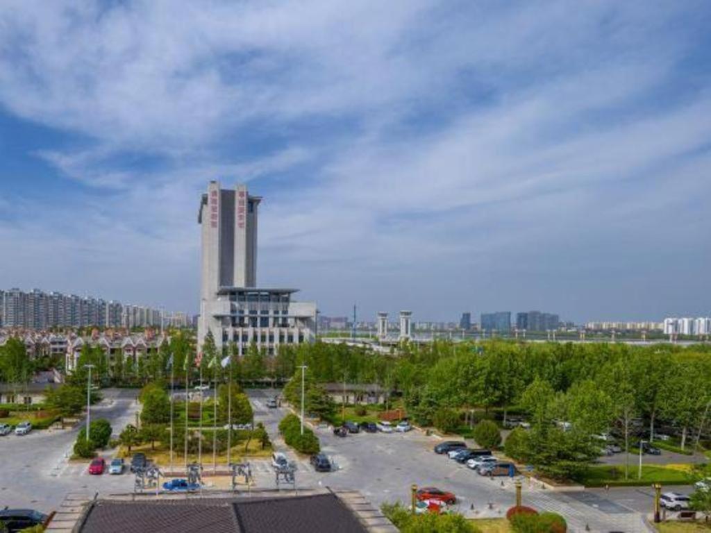 Linyi Blue Horizon International Hotel Yi He Esterno foto