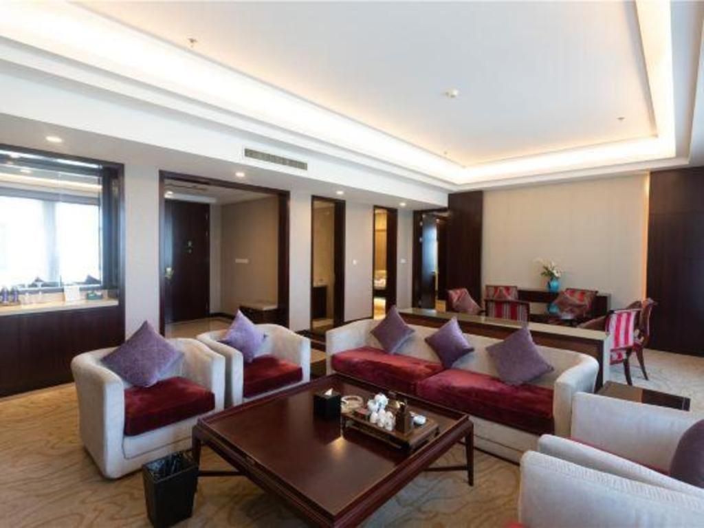 Linyi Blue Horizon International Hotel Yi He Esterno foto